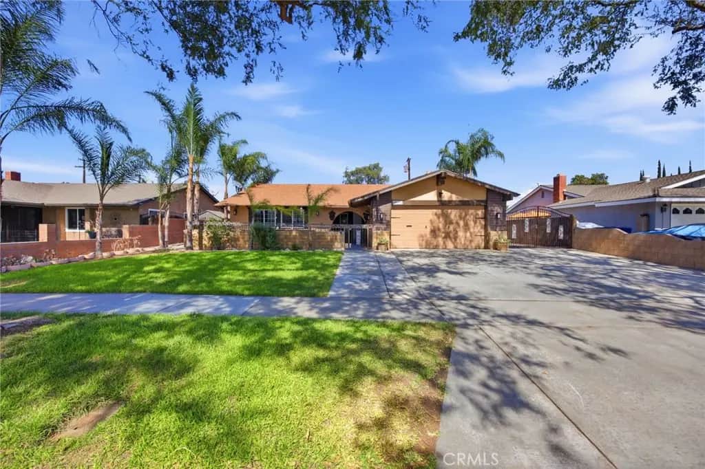 3935 Burge Street, Riverside, CA — listing photo 1