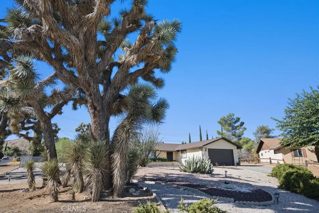 56347 Tamarisk Court, Yucca Valley, CA — listing photo 1