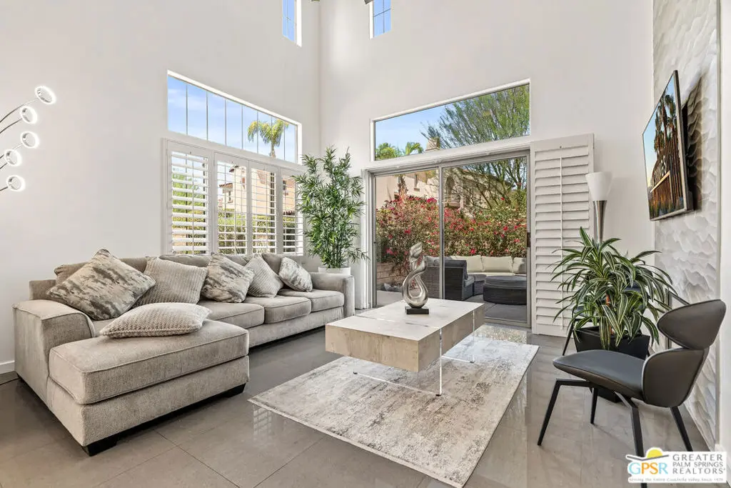 324 Ameno Drive, Palm Springs, CA — listing photo 1