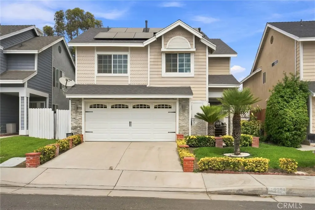 3123 Buffalo, Ontario, CA — listing photo 1