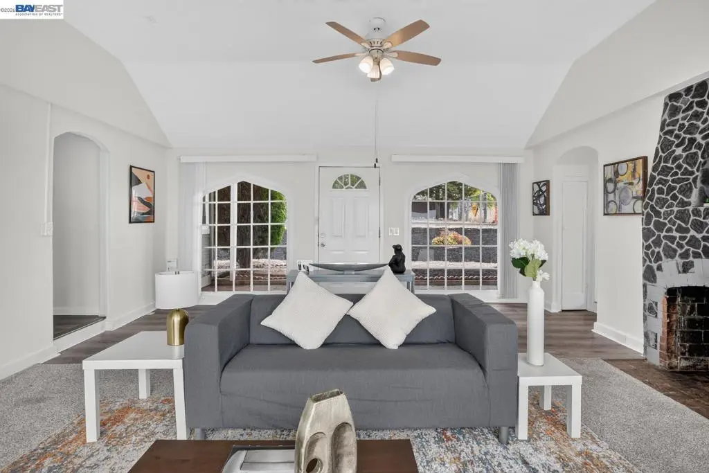 18473 Apricot Way, Castro Valley, CA — listing photo 1