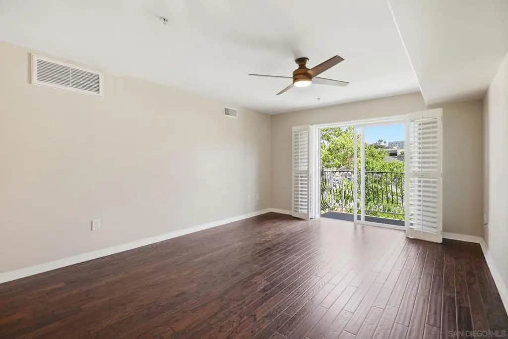 801 W Hawthorn 406, San Diego, CA — listing photo 1