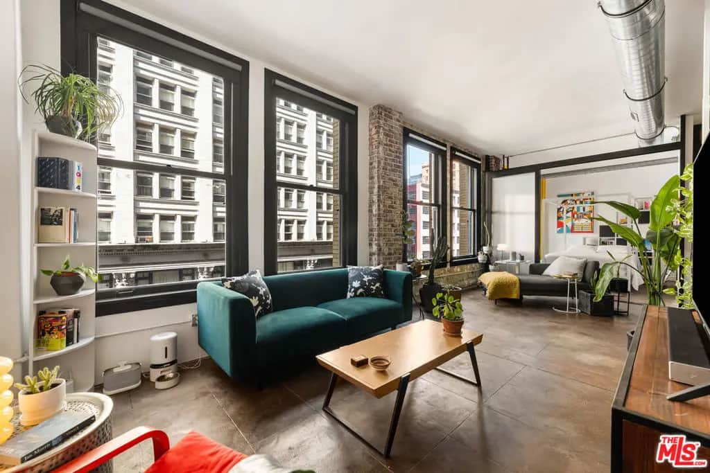 215 W 7th Street 407, Los Angeles, CA — listing photo 1