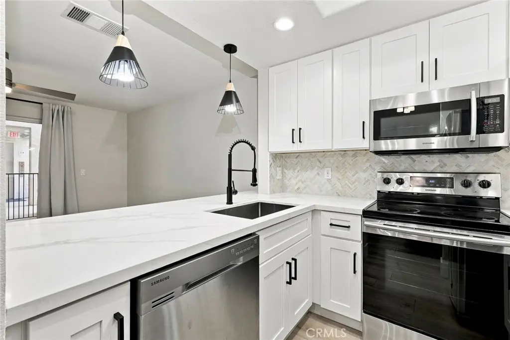 3078 Broadway 102, San Diego, CA — listing photo 1