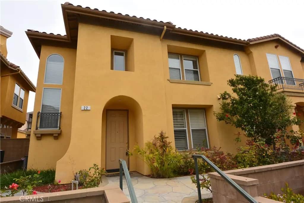 22 Roseville, Irvine, CA — listing photo 1