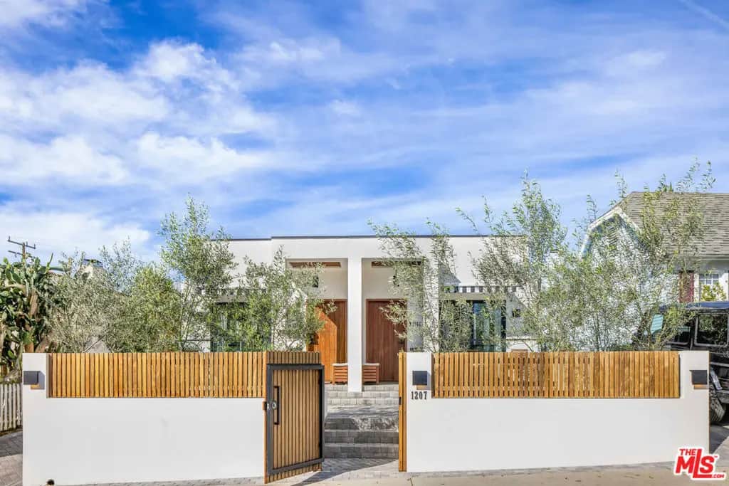 1205 N GENESEE Avenue, West Hollywood, CA — listing photo 1