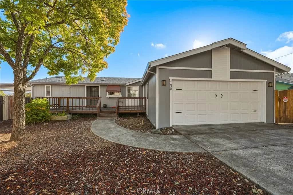 4430 Oak, Lakeport, CA — listing photo 1