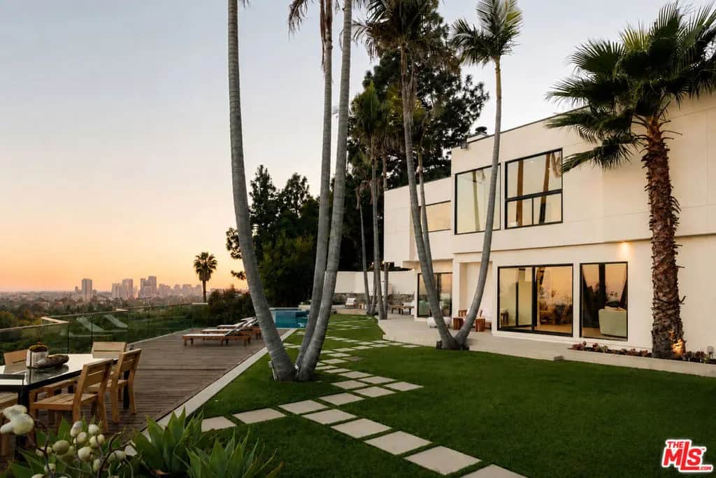 1185 Loma Linda Drive, Beverly Hills, CA — listing photo 1