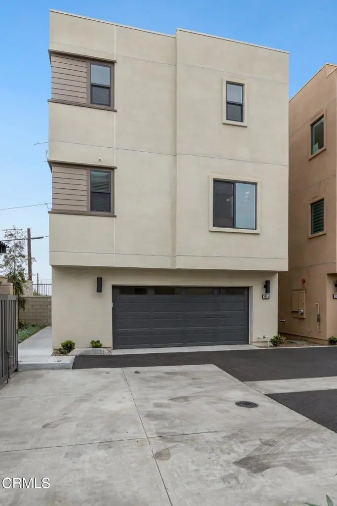 1054 Canal Street, Oxnard, CA — listing photo 1