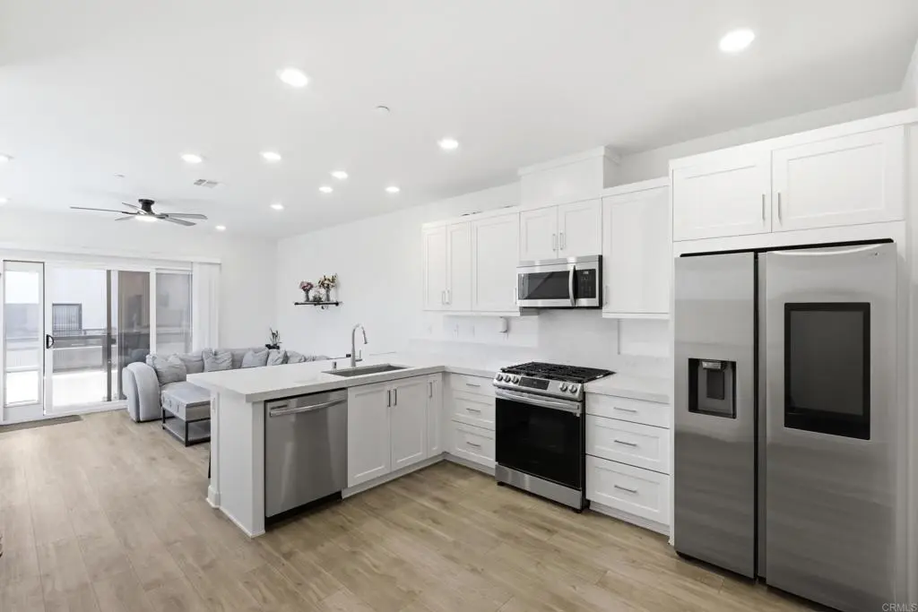 2041 Vela Lane, San Diego, CA — listing photo 1