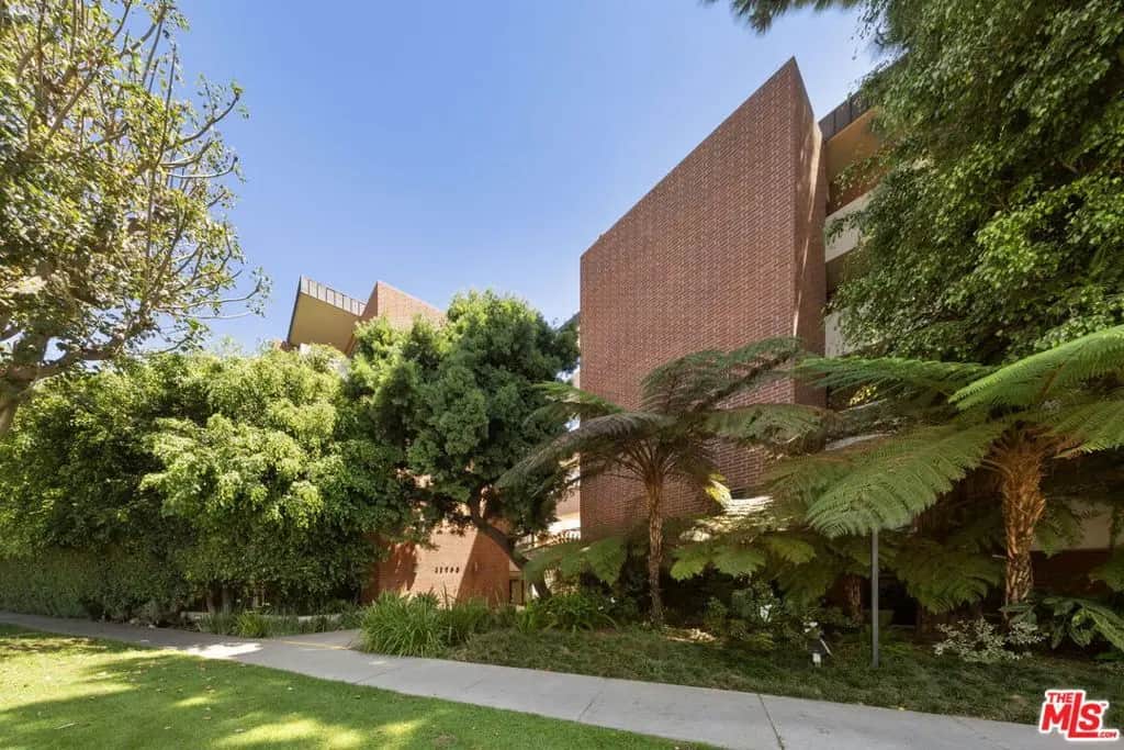 11750 W Sunset Boulevard 301, Los Angeles, CA — listing photo 1