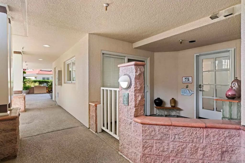 1133 1st St 119, Coronado, CA — listing photo 1