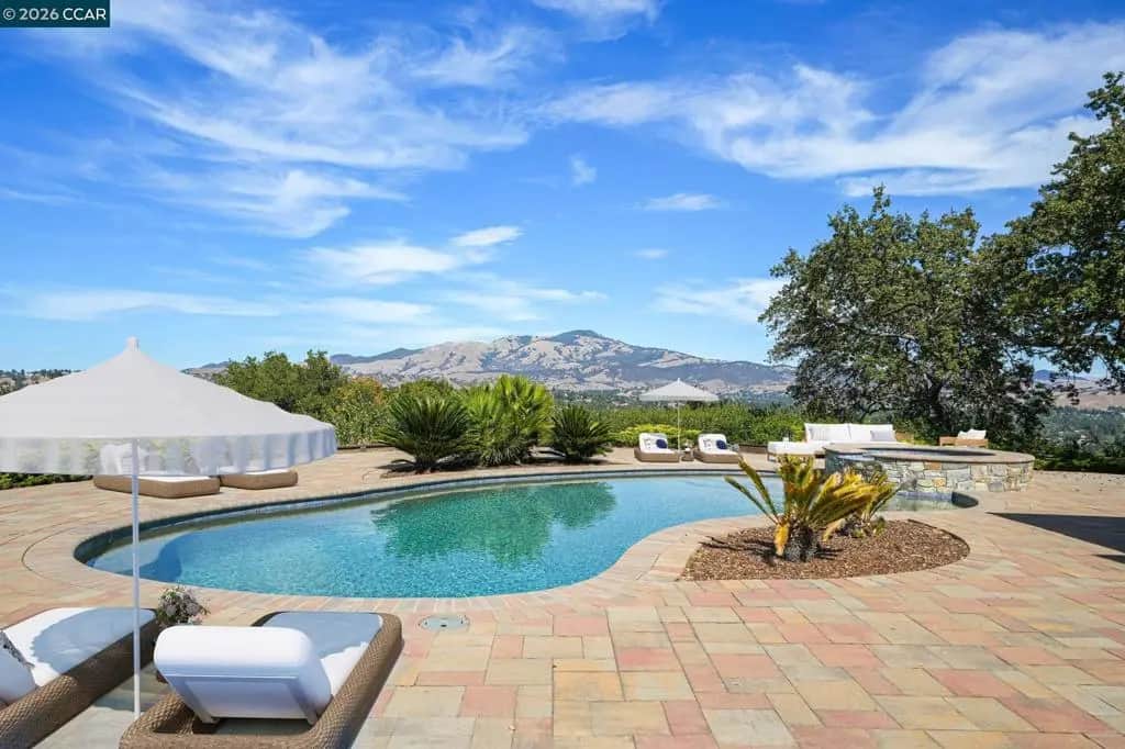 300 Oak View Ter, Danville, CA — listing photo 1