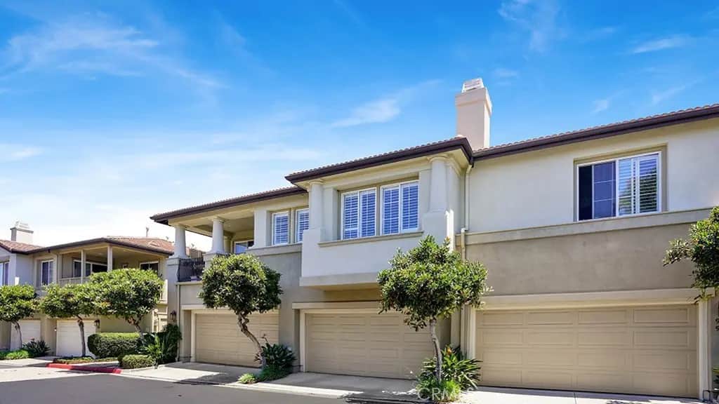 933 Somerville, Irvine, CA — listing photo 1