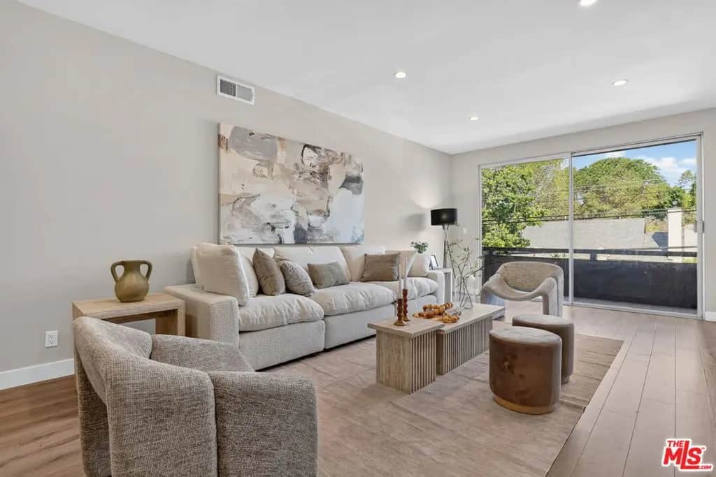 1509 Greenfield Avenue 207, Los Angeles, CA — listing photo 1