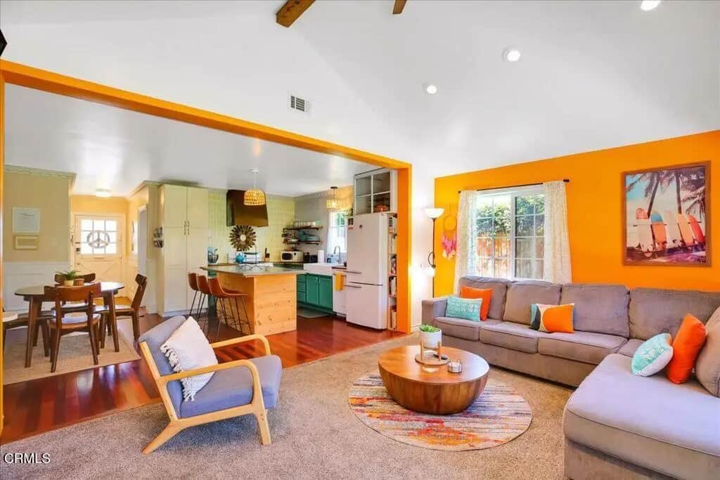 2619 Ocean Avenue, Ventura, CA — listing photo 1