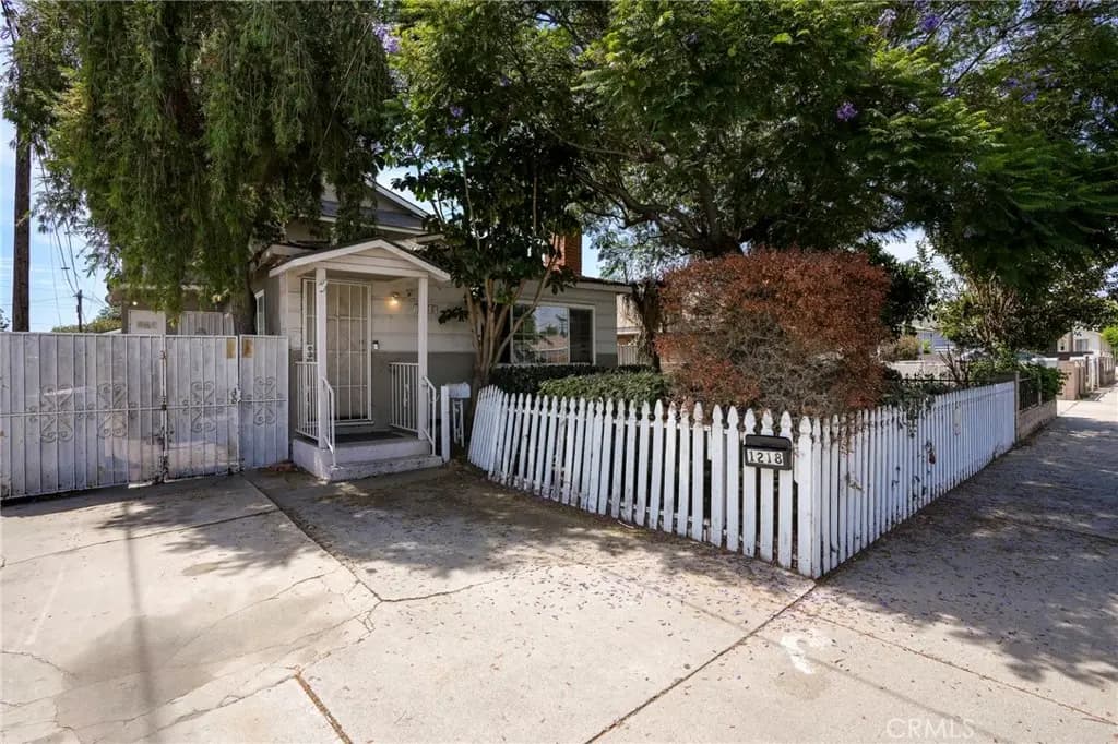1218 W D Street, Wilmington, CA — listing photo 1