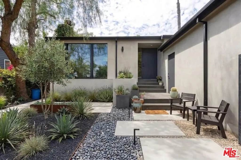 7102 Pacific View Drive, Los Angeles, CA — listing photo 1