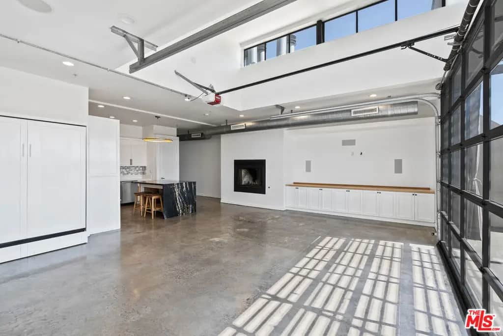 1544 12th Street 303, Santa Monica, CA — listing photo 1