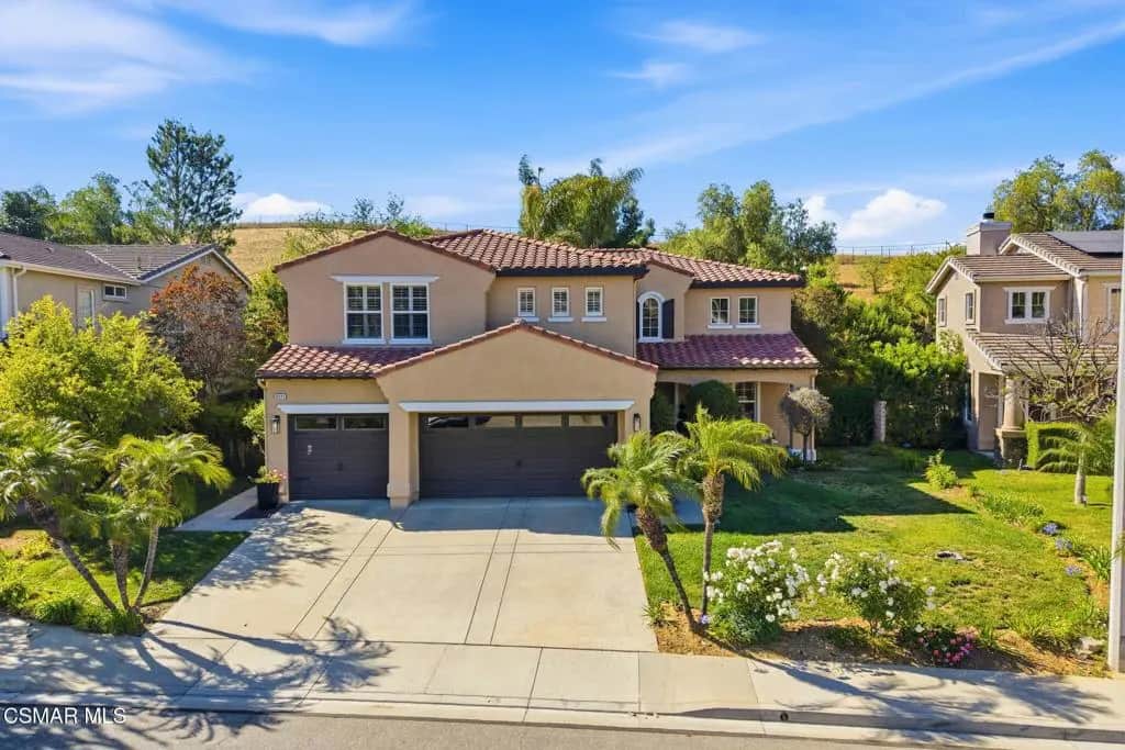 2273 Rudolph Drive, Simi Valley, CA — listing photo 1