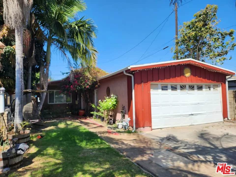 6581 Lemon Avenue, Long Beach, CA — listing photo 1