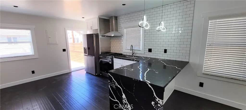 3217 Folsom Street, Los Angeles, CA — listing photo 1