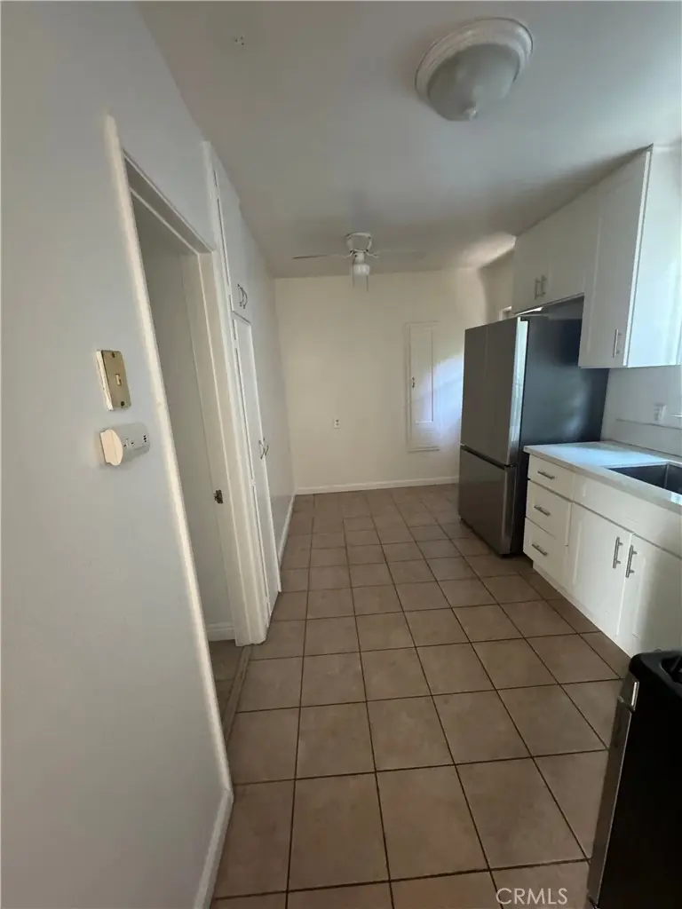 50 harkness, Pasadena, CA — listing photo 1