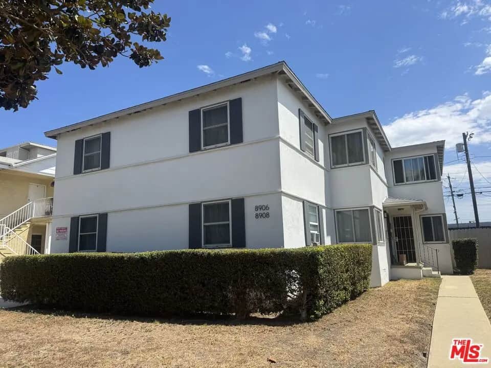 8906 Reading Avenue, Los Angeles, CA — listing photo 1