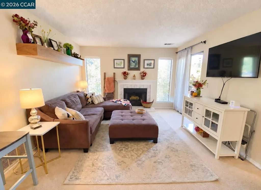 161 Village Pl, Martinez, CA — listing photo 1