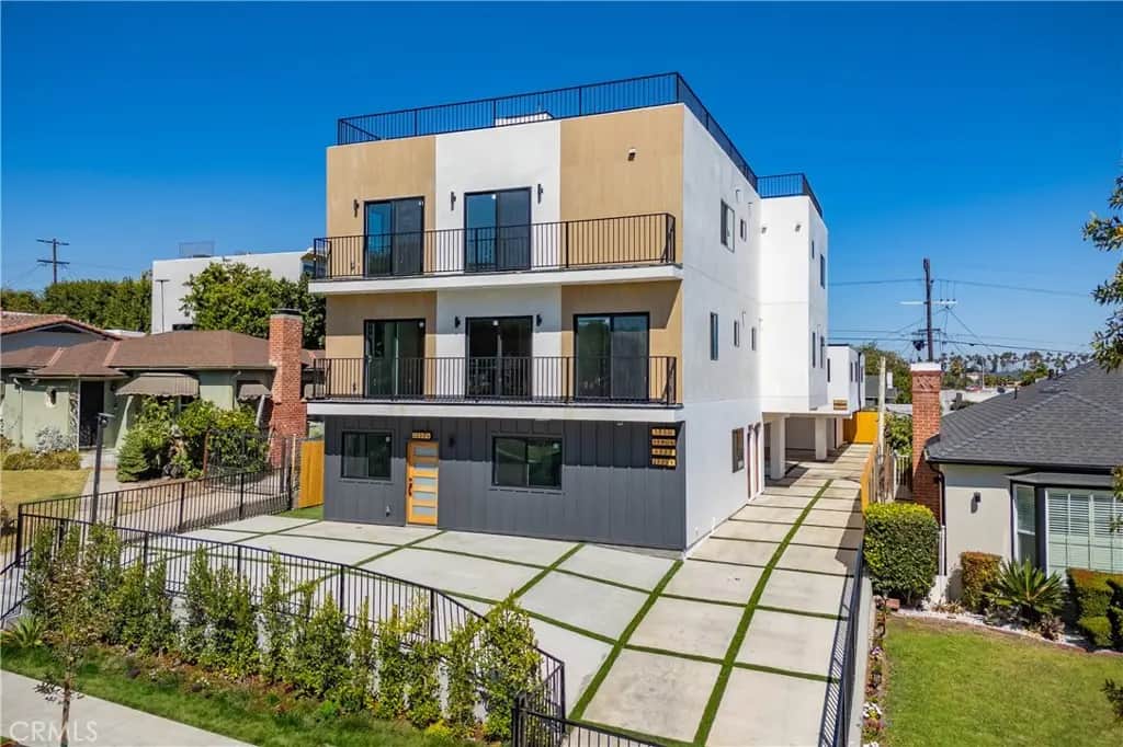 1330 S Longwood Avenue, Los Angeles, CA — listing photo 1