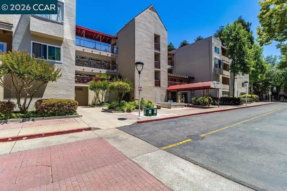 3173 Wayside Plaza 301, Walnut Creek, CA — listing photo 1