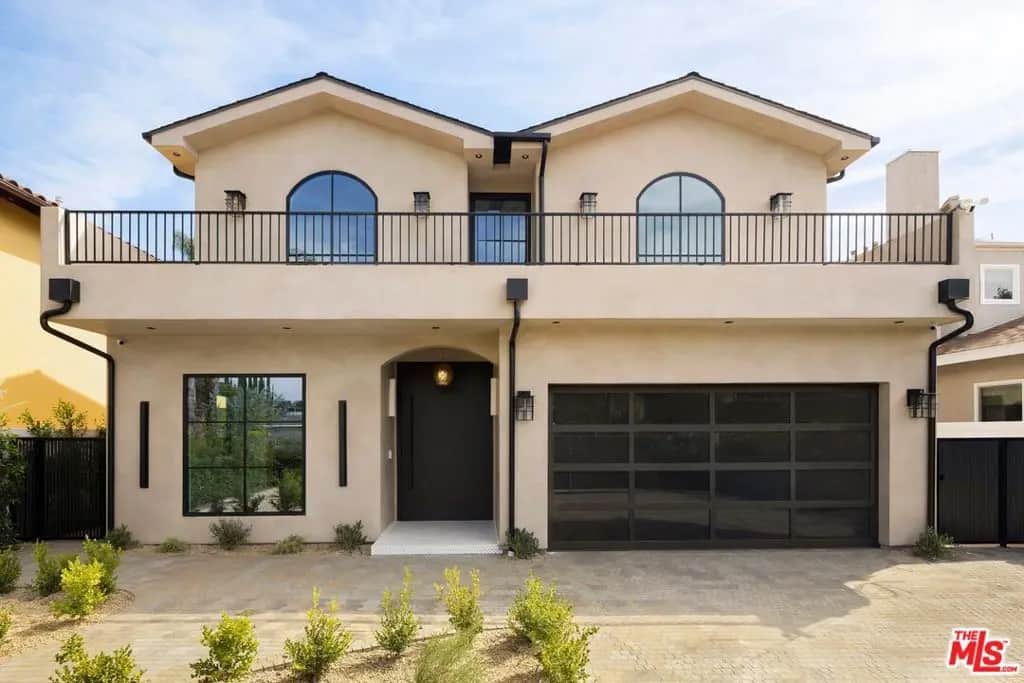 15110 Otsego Street, Los Angeles, CA — listing photo 1