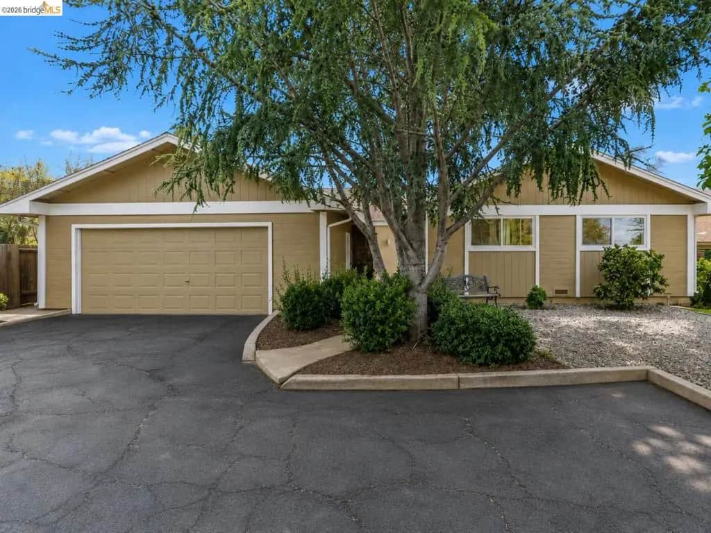 1833 Camino Estrada, Concord, CA — listing photo 1