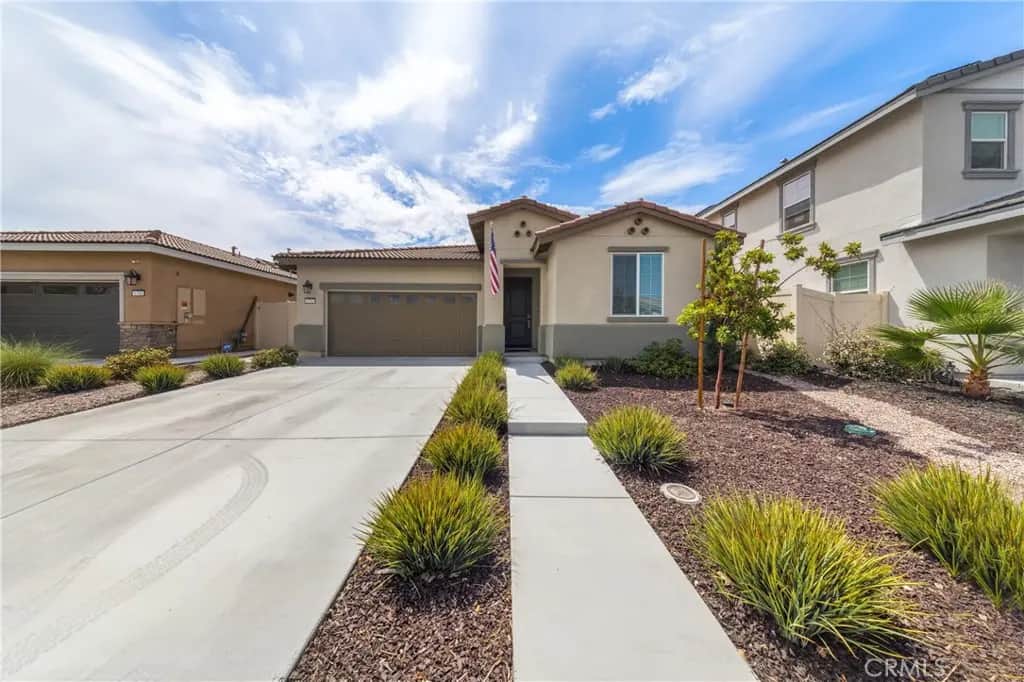 1753 Plume Lane, San Jacinto, CA — listing photo 1