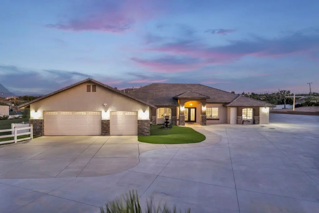 10525 Sage Street, Oak Hills, CA — listing photo 1