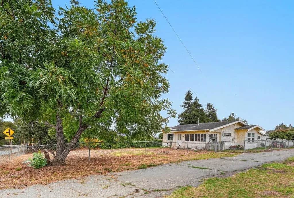 897 Green Valley Road, Watsonville, CA — listing photo 1