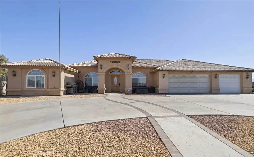 16805 Ponca, Victorville, CA — listing photo 1