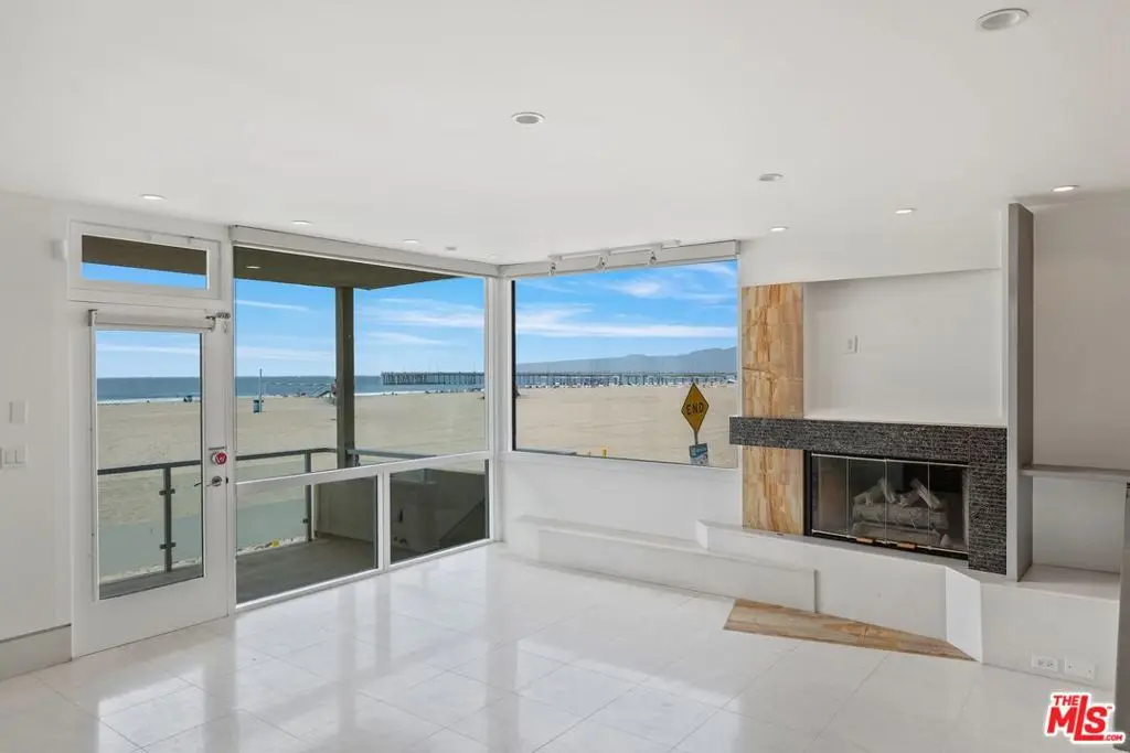 6 Eastwind Street 110, Marina Del Rey, CA — listing photo 1