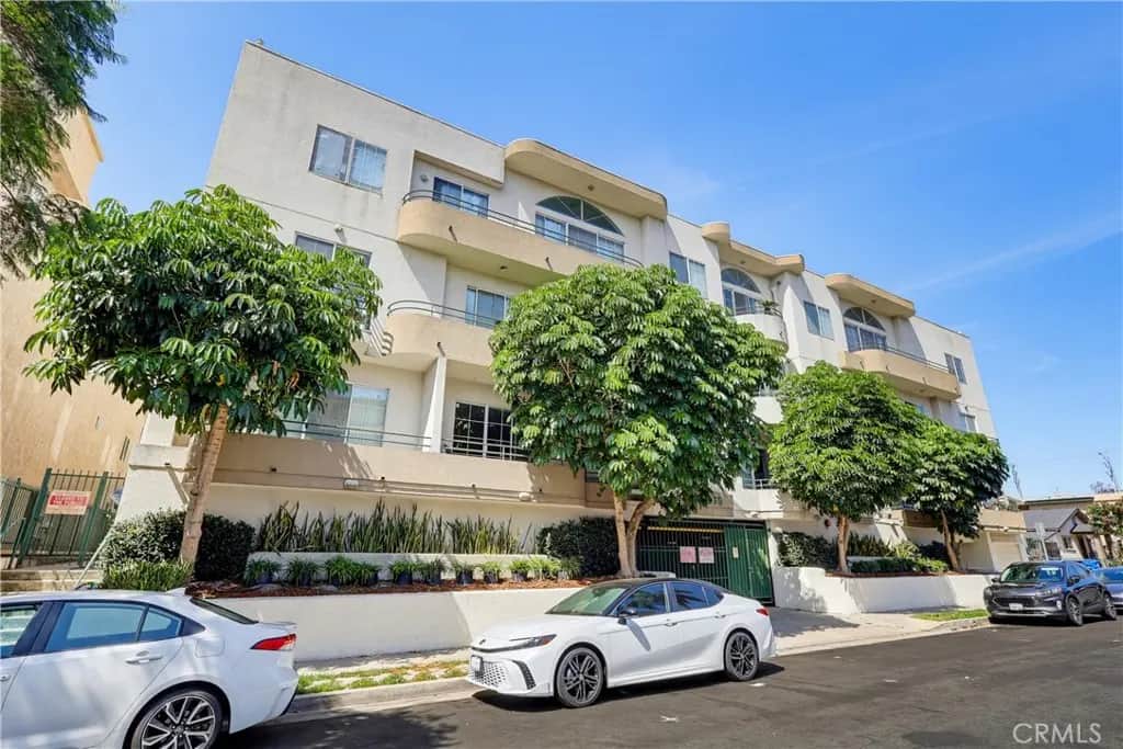 3535 Dunn Drive 201, Los Angeles, CA — listing photo 1
