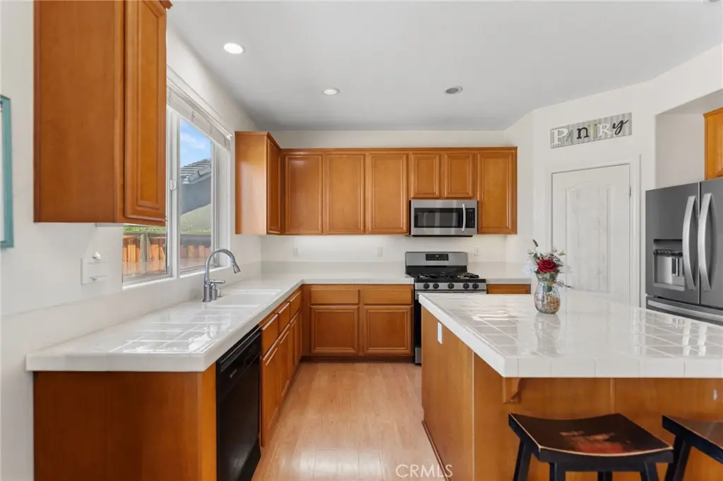 3050 Sand Pine Trail, Hemet, CA — listing photo 1