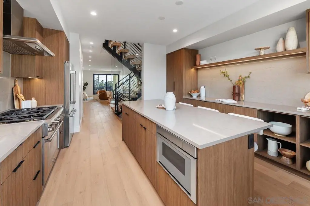 4202 Tonopah St, San Diego, CA — listing photo 1