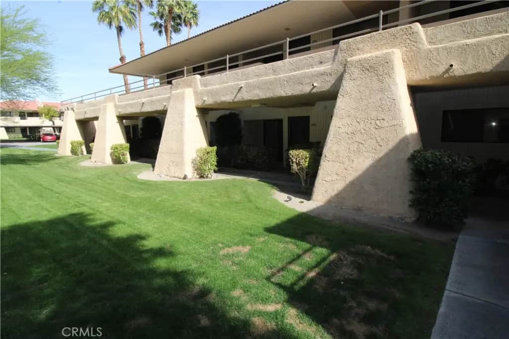 2800 E Los Felices Circle 113, Palm Springs, CA — listing photo 1