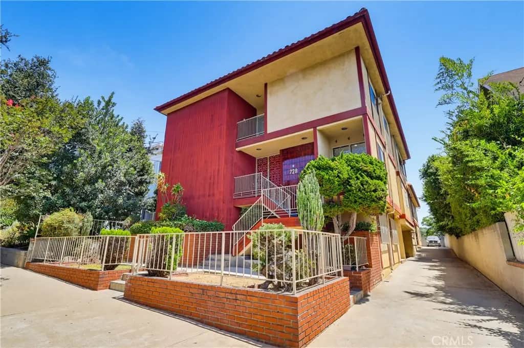 728 E Kensington Road, Los Angeles, CA — listing photo 1
