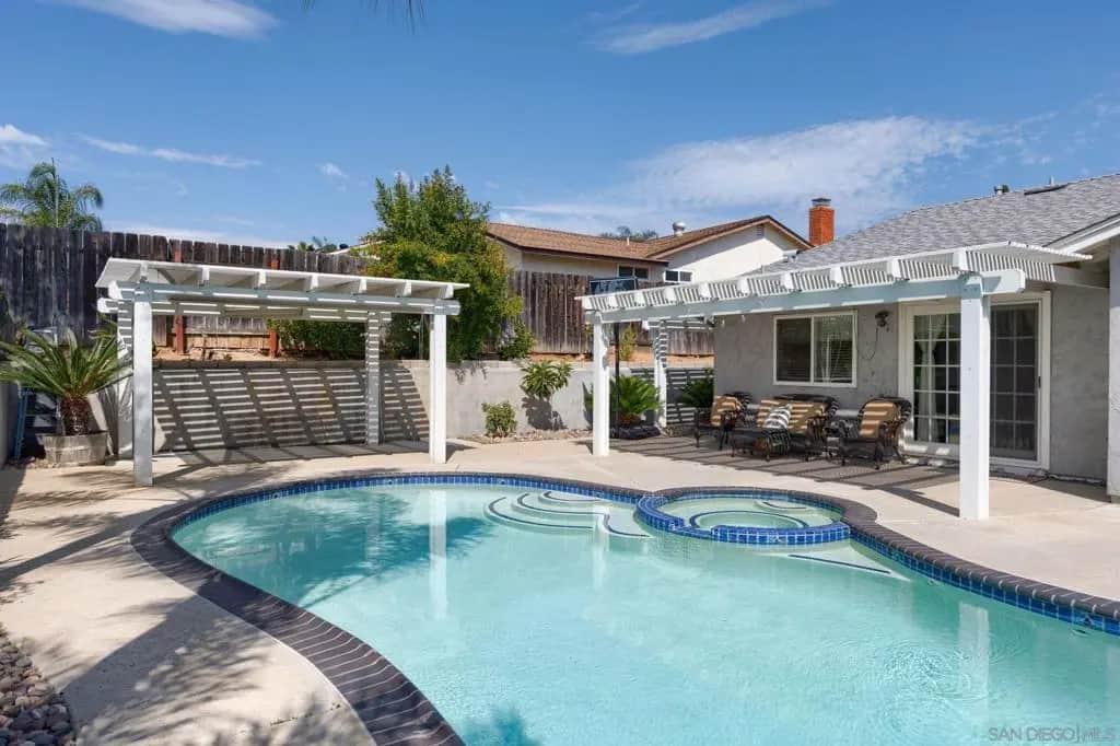 13556 Paseo Del Mar, El Cajon, CA — listing photo 1
