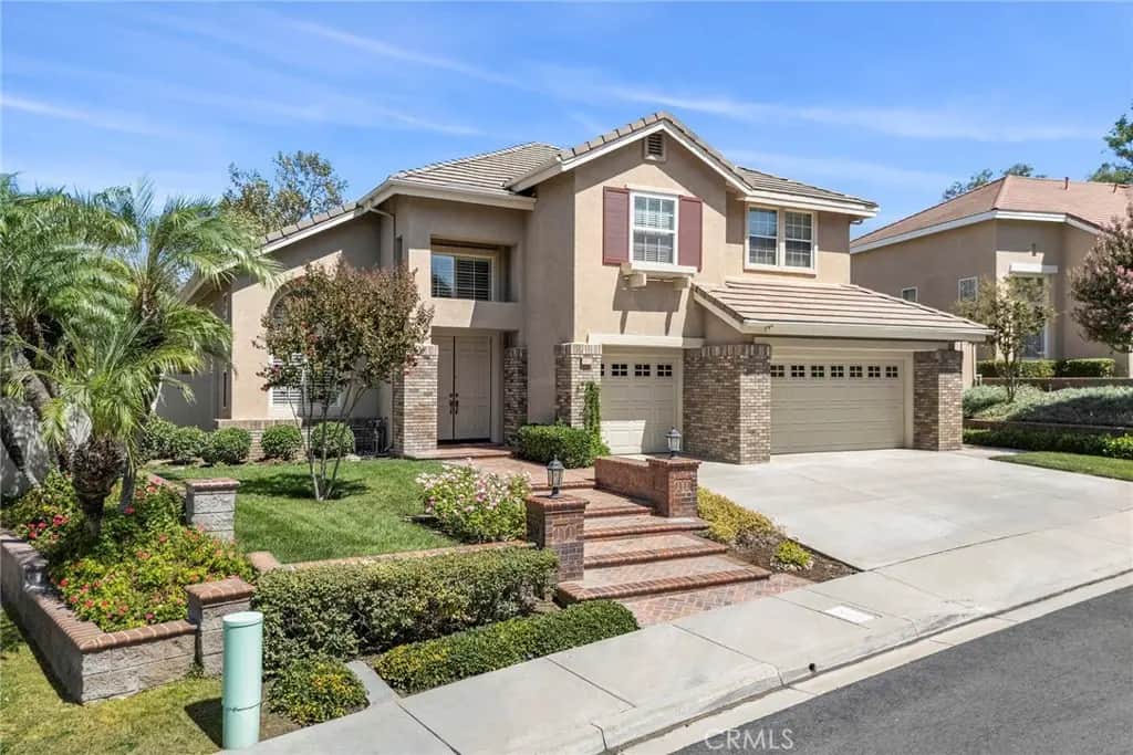 1900 S Spyglass Hill Court, La Habra, CA — listing photo 1