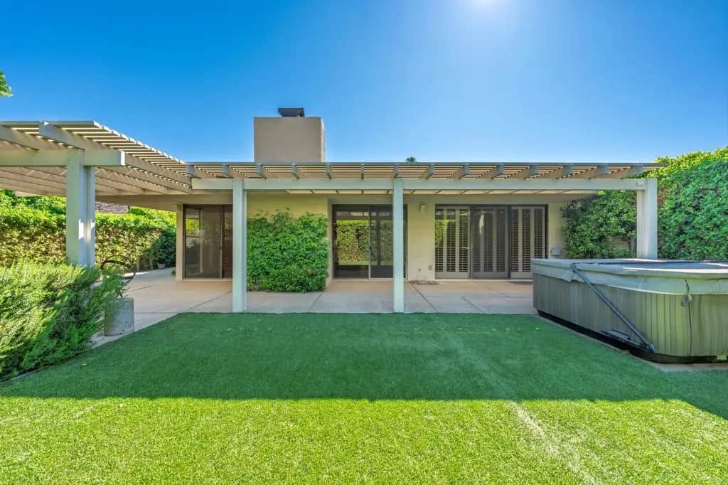 26 Princeton Drive, Rancho Mirage, CA — listing photo 1