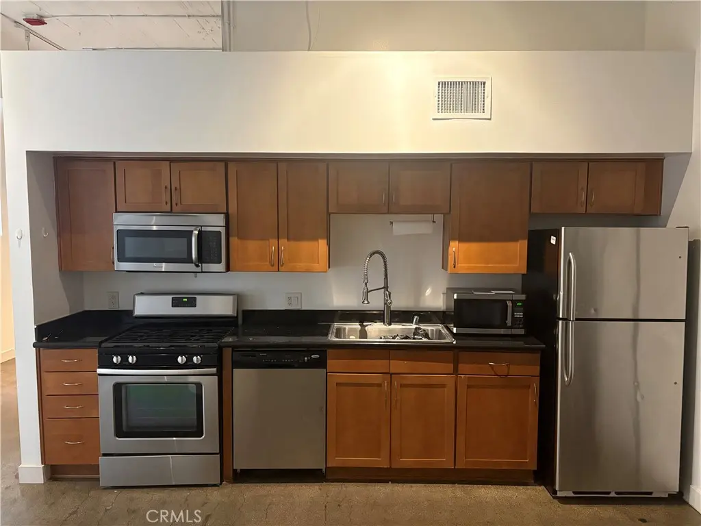 420 S San Pedro St Apt 226 Los Angeles Ca, Los Angeles, CA — listing photo 1