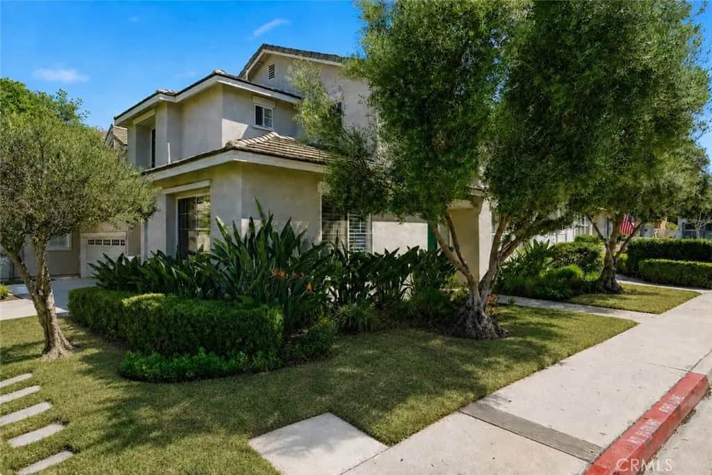 2 Beaumont, Aliso Viejo, CA — listing photo 1