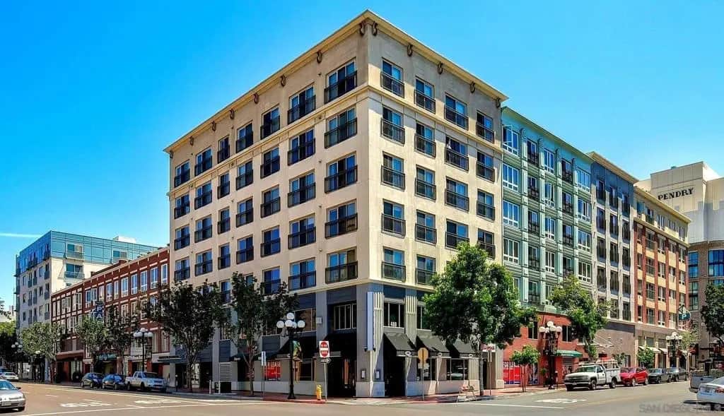 450 J St 6121, San Diego, CA — listing photo 1