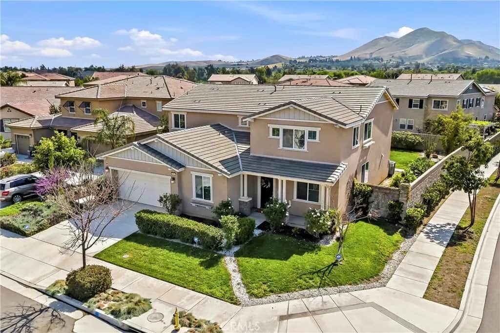 6882 Keyway Court, Jurupa Valley, CA — listing photo 1